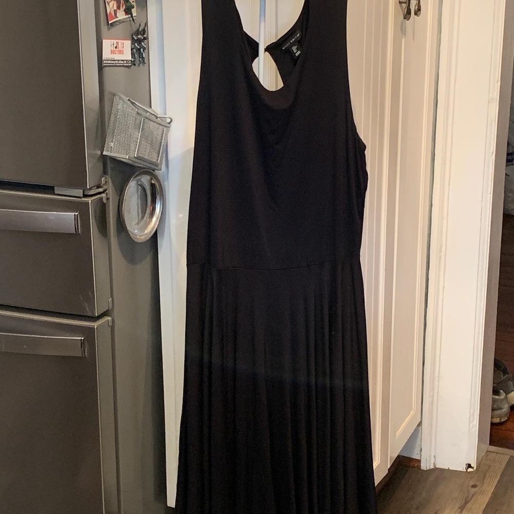 Willi Smith rayon and spandex super‎ soft dress. Never worn